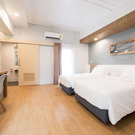 Shade House - Bitec Bangna Hotel Bangkok Eksteriør billede